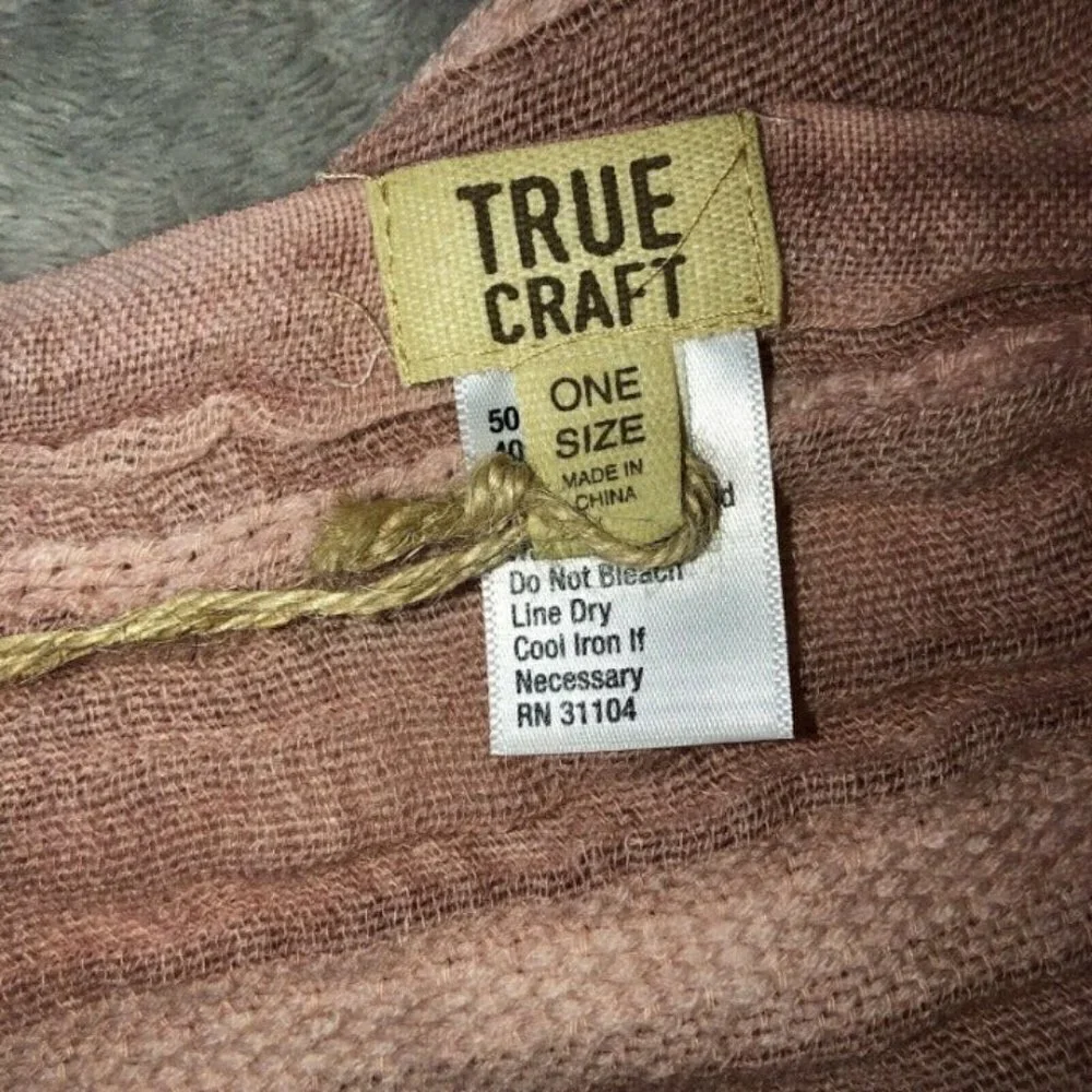 NWT TRUE CRAFT Women's Blush Acrylic Blend Scarf W/Frayed Edge 79 L x 42 W